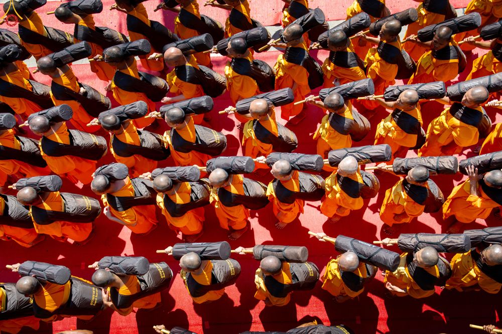 ภาพ No.304535:วันที่ 25 มกราคม พ.ศ. 2569 พิธีต้อนรับพระธรรมยาตรา (ภาพชุดที่ 2) รร.สามัคคีราษฏร์บำรุง-วัดพระธรรมกาย ในโครงการธรรมยาตรา กตัญญูบูชา มหาปูชนียาจารย์ พระมงคลเทพมุนี(สด จนฺทสโร) พระผู้ปราบมาร อนุสรณ์สถาน 7 แห่ง ปีที่ 14