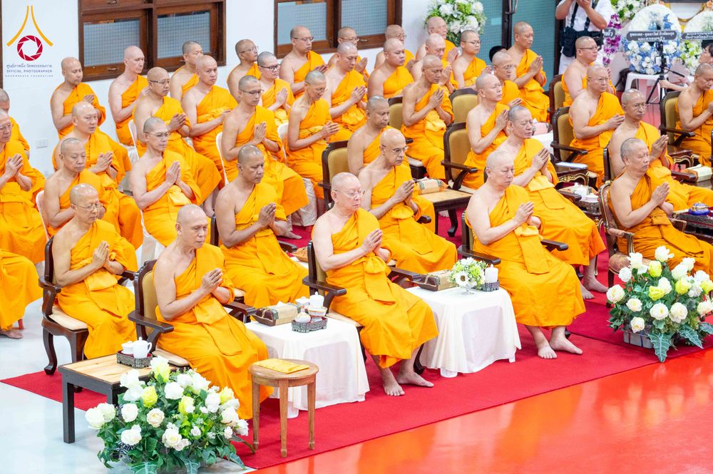 ภาพ No.314681:วันเสาร์ที่ 21 มีนาคม พ.ศ. 2569 พิธีบำเพ็ญกุศล คุณพ่อณรงค์ จินตมากุล  สิริอายุ 99 ปี 11 เดือน โยมบิดา พระครูปลัดรัตนวีรวัฒน์ (รังสฤษดิ์ อิทฺธิจินตโก) ที่ปรึกษาเจ้าคณะจังหวัดปทุมธานี เจ้าอาวาสวัดพระธรรมกาย  ณ ห้องปลูกศรัทธา 2 วัดพระธรรมกาย ปทุมธานี