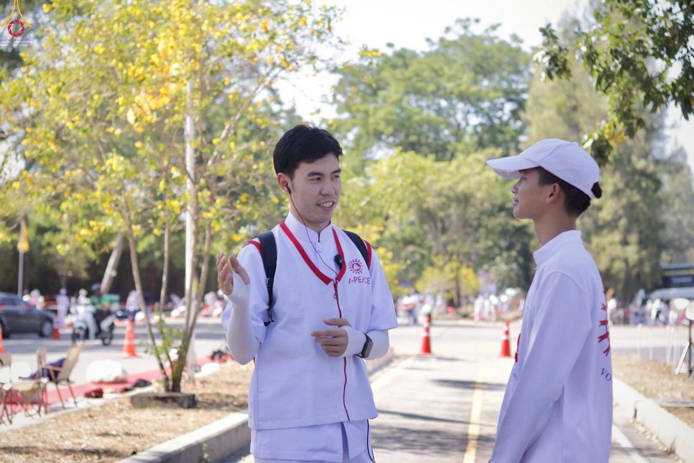 ภาพ No.296029:ภาพเบื้องหลังอาสาสมัครรวมใจ ชุดที่ 1 ในโครงการธรรมยาตรา กตัญญูบูชา มหาปูชนียาจารย์ พระมงคลเทพมุนี(สด จนฺทสโร) พระผู้ปราบมาร อนุสรณ์สถาน 7 แห่ง ปีที่ 14