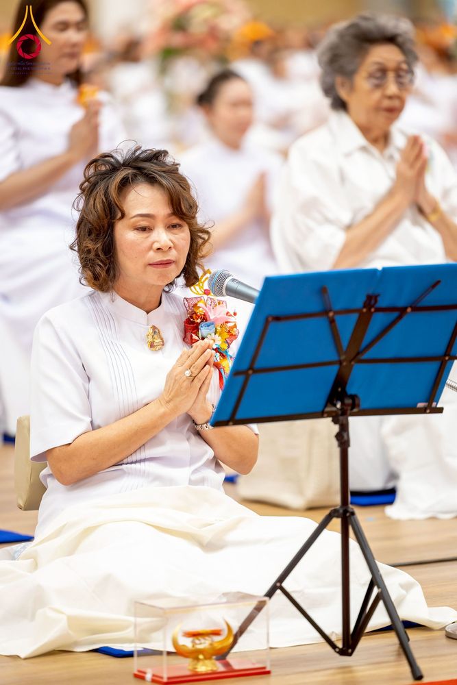 ภาพ No.272912:วันอาทิตย์ที่ 23 พฤศจิกายน พ.ศ.2568 พิธีมุทิตาสักการะ พระมหาเถระและพระเถระ ประจำปีพุทธศักราช 2568 ณ ห้องแก้วสารพัดนึก 2 สภาธรรมกายสากล  วัดพระธรรมกาย