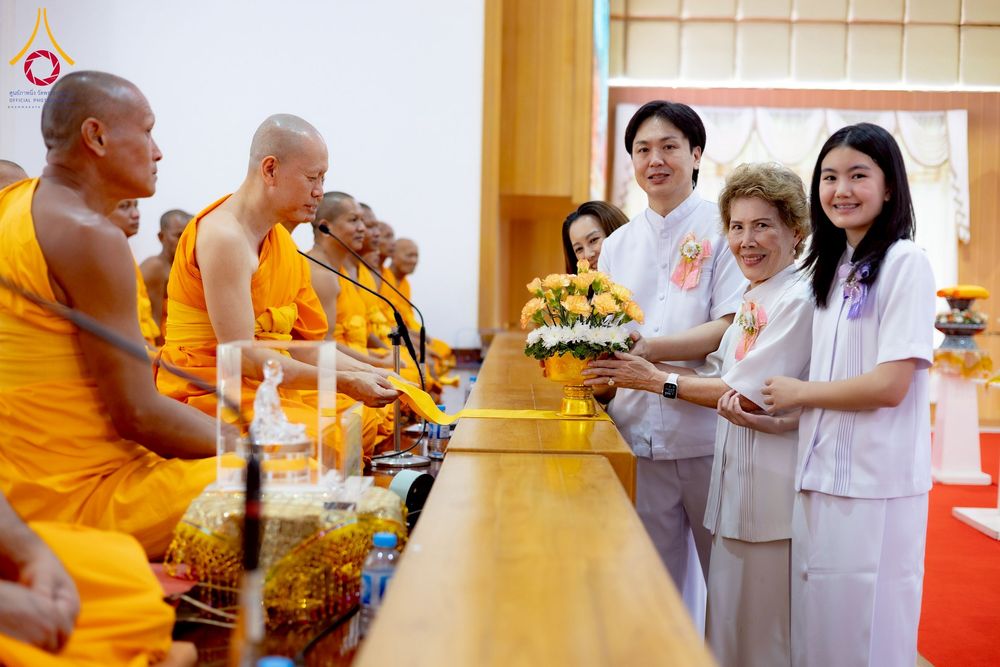 ภาพ No.252801:วันที่ 12 ตุลาคม พ.ศ. 2568 พิธีทอดกฐินครบรอบ 12 ปี เพื่อสร้างถนนธรรมวิถี ณ ศูนย์ปฏิบัติธรรมนครราชสีมา