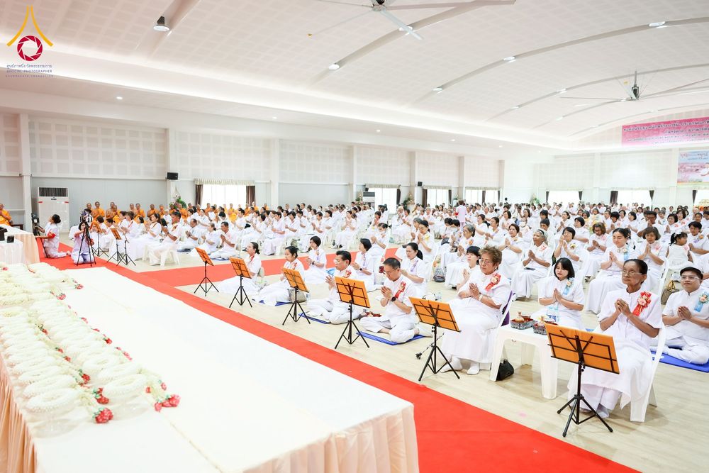 ภาพ No.254837:วันที่ 15 ตุลาคม พ.ศ. 2568 พิธีบรรจุพระบรมสารีริกธาตุภายในพระเกตุองค์พระประธาน สมโภชพระประธาน พระธรรมกาย ณ ศูนยอบรมเยาวชนกาญจนบุรี