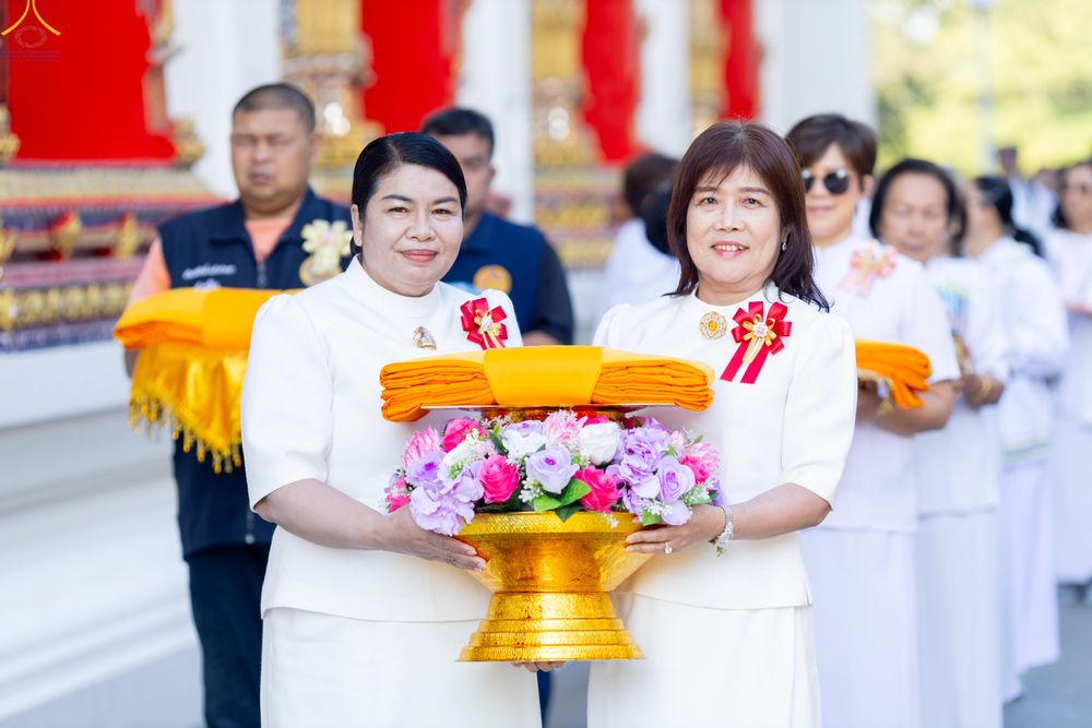 ภาพ No.291462:วันที่ 9 มกราคม พ.ศ. 2569  พิธีทอดผ้าป่าทำนุบำรุงศาสนสถาน  ณ วัดสรรเพรช อ.สามพราน จ.นครปฐม  ในโครงการธรรมยาตรา กตัญญูบูชา มหาปูชนียาจารย์  พระมงคลเทพมุนี(สด จนฺทสโร) พระผู้ปราบมาร  อนุสรณ์สถาน 7 แห่ง ปีที่ 14