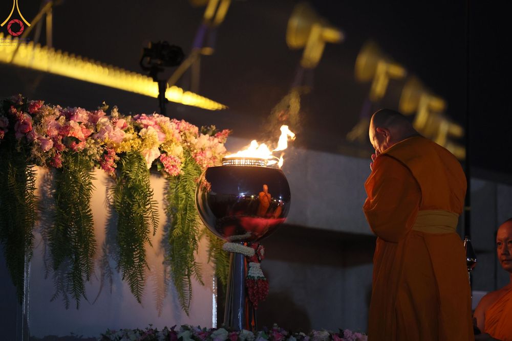 ภาพ No.124882:พิธีเวียนประทักษิณและจุดมาฆประทีป ในวันมาฆบูชา เสาร์ที่ 24 กุมภาพันธ์ พ.ศ. 2567 ณ พระมหาธรรมกายเจดีย์ วัดพระธรรมกาย