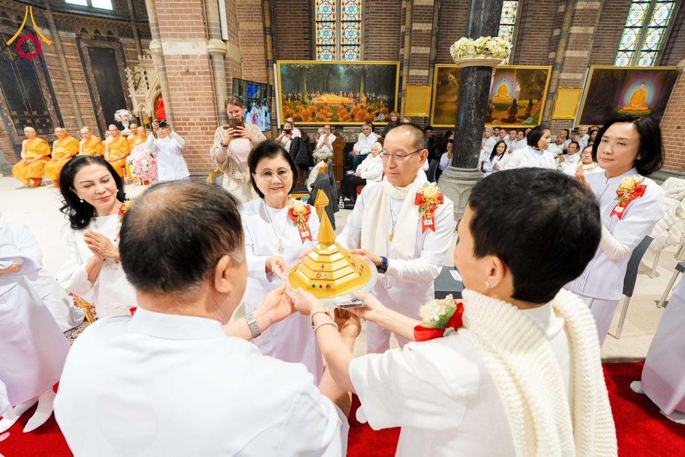 ภาพ No.329654:วันที่ 16 พฤษภาคม พ.ศ.2569 พิธีประดิษฐานพระประธาน และบรรจุพระบรมสารีริกธาตุ เนเธอร์เเลนด์
