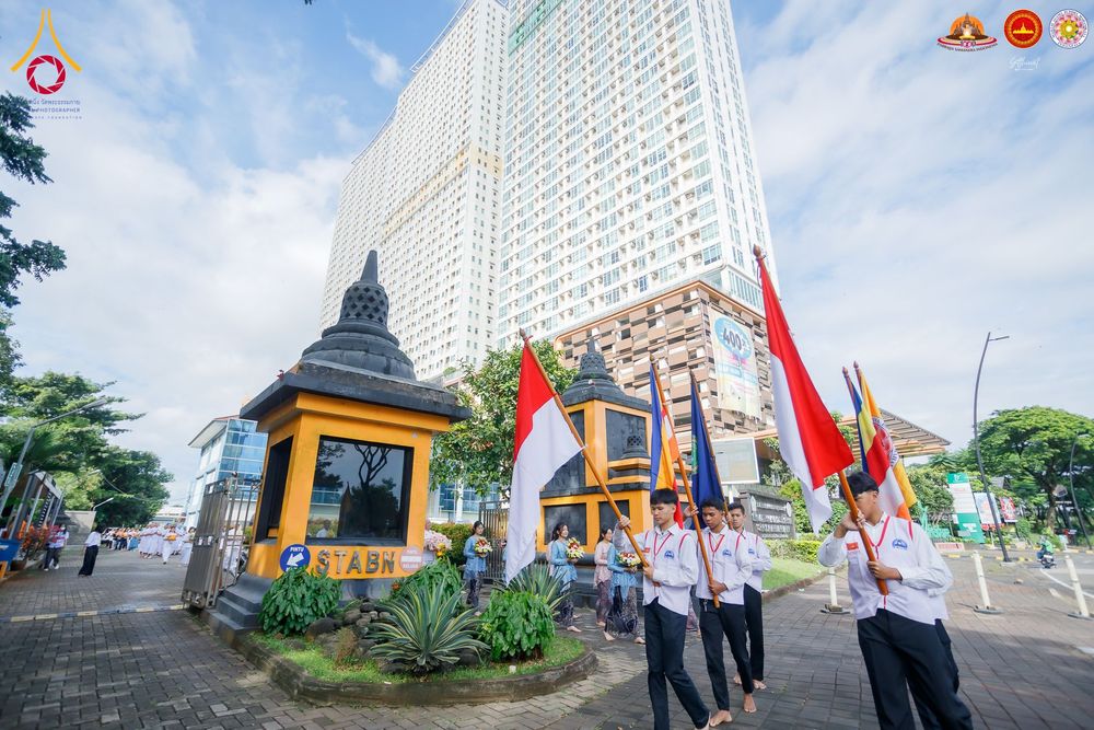 ภาพ No.283606:วันเสาร์ที่ 20 ธันวาคม  2568 พิธีบรรพชาสามเณร ณ ประเทศอินโดนีเซีย