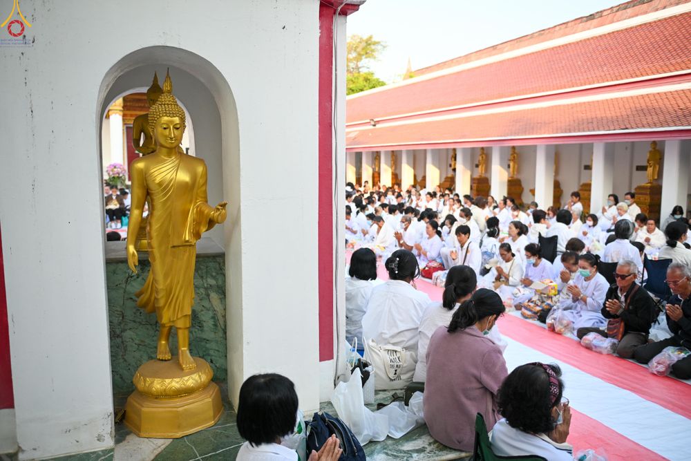 ภาพ No.294453:วันที่ 14 มกราคม พ.ศ. 2569 พิธีตักบาตรพระธรรมยาตรา ณ วัดสองพี่น้อง ต.ต้นตาล อ.สองพี่น้อง จ.สุพรรณบุรี ในโครงการธรรมยาตรา กตัญญูบูชา มหาปูชนียาจารย์ พระมงคลเทพมุนี(สด จนฺทสโร) พระผู้ปราบมาร อนุสรณ์สถาน 7 แห่ง ปีที่ 14