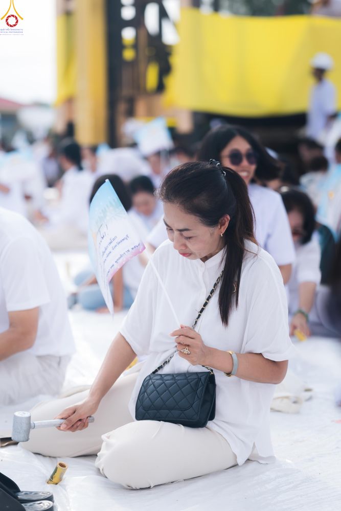 ภาพ No.331441:วันที่ 31 พฤษภาคม พ.ศ.2569 พิธีทอดผ้าป่าและตอกเสาเข็มมงคลต้นแรก องค์พระเจดีย์เพื่อสร้างสันติภาพโลก  ณ ธุดงคสถานพัฒนานิคม จังหวัดลพบุรี