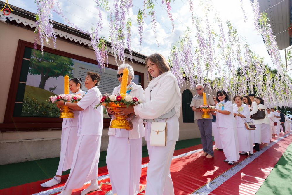 ภาพ No.286218:วันที่ 13 กรกฎาคม พ.ศ. 2568  พิธีทอดผ้าป่าฉลอง 13 ปี  วัดพระธรรมกายสวิตเซอร์แลนด์