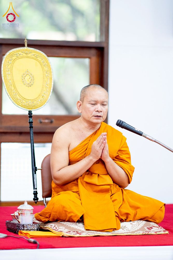 ภาพ No.227069:วันอังคารที่ 3 มิถุนายน พ.ศ. 2568 นายอำเภอคลองหลวง นำพสกนิกรรวมใจภักดิ์ สมเด็จพระนางเจ้าฯ พระบรมราชินี เนื่องในโอกาสวันเฉลิมพระชนมพรรษา ณ อาคารปลูกศรัทธา 2 วัดพระธรรมกาย อ.คลองหลวง จ.ปทุมธานี