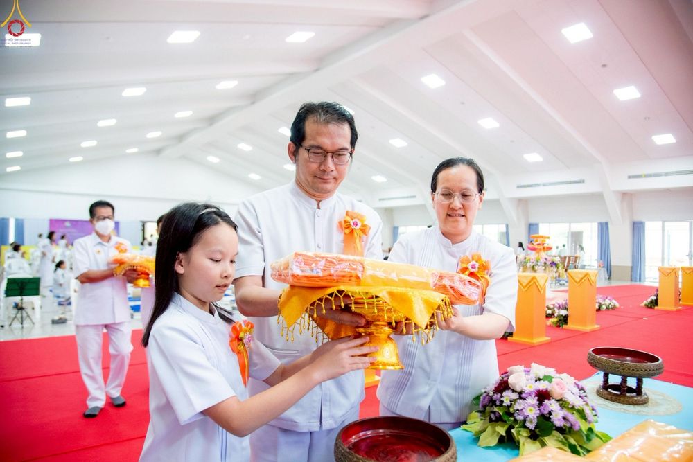 ภาพ No.261042:วันอังคารที่ 14 ตุลาคม พ.ศ. 2568 พิธีทอดกฐินสามัคคี "สร้างองค์พระเจดีย์เพื่อสร้างสันติภาพโลก" ขนาดหน้าตัก 10 เมตร ณ ศูนย์ปฏิบัติธรรมระยอง(บ้านช่องลม) ตำบลบางบุตร อำเภอบ้านค่าย จังหวัดระยอง