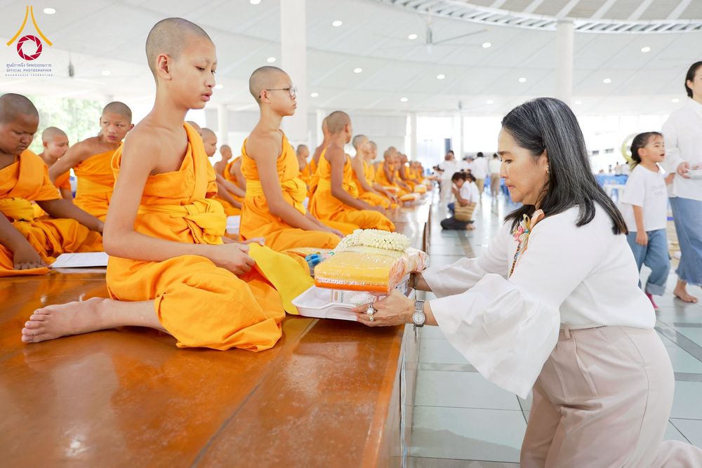 ภาพ No.263034:วันที่ 21 ตุลาคม พ.ศ. 2568 (วันพระ แรม 14 ค่ำ เดือน 11) พิธีบุพเปตพลี ครั้งที่ 171 ร่วมอุทิศบุญแด่หมู่ญาติที่ล่วงลับไปแล้ว และสืบทอดอายุพระพุทธศาสนา ณ หอฉันคุณยายอาจารย์ฯ วัดพระธรรมกาย