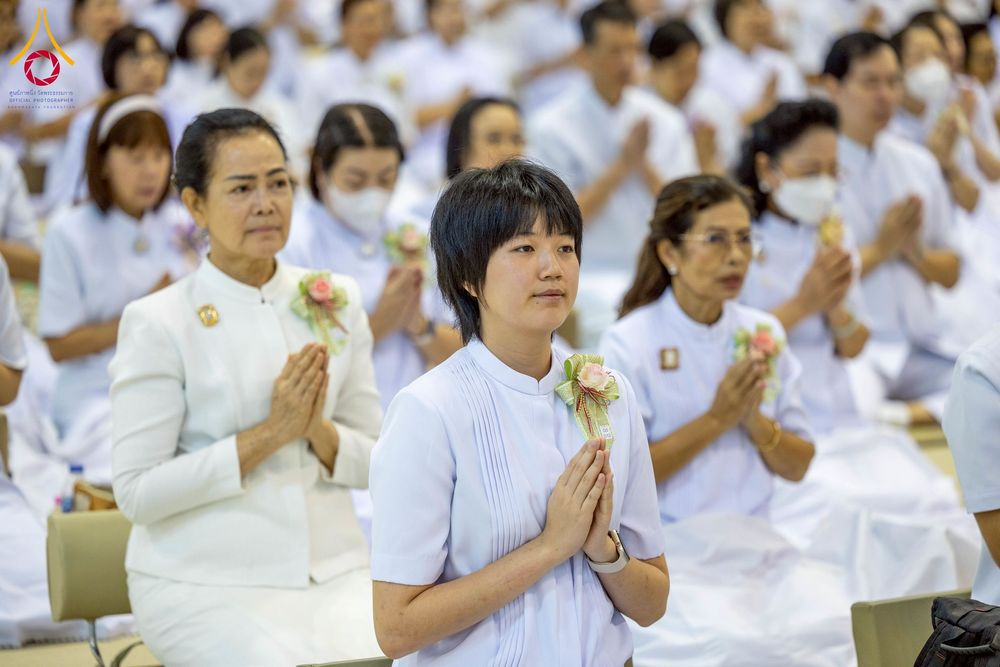 ภาพ No.264288:วันอาทิตย์ที่ 2 พฤศจิกายน พ.ศ. 2568 พิธีบูชาข้าวพระ ณ สภาธรรมกายสากล วัดพระธรรมกาย