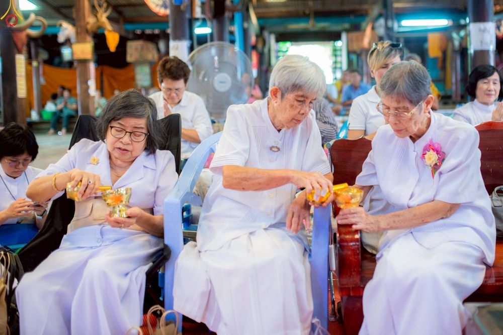 ภาพ No.251875:วันที่ 8 ตุลาคม พ.ศ. 2568 พิธีทอดกฐินสามัคคีทั่วไทย 30,000 วัด โดยคณะศิษยานุศิษย์ บูชาธรรม 81 ปี หลวงพ่อธัมมชโย ณ วัดโคกบำรุงราษฎร์ อ.ดำเนินสะดวก จ.ราชบุรี