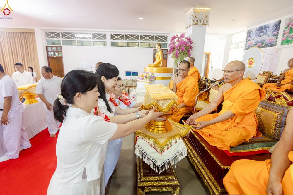 ภาพ No.260274:วันที่ 18 ตุลาคม พ.ศ. 2568 พิธีทอดกฐินสามัคคีทั่วไทย 30,000 วัด โดยคณะศิษยานุศิษย์ บูชาธรรม 81 ปี หลวงพ่อธัมมชโย ณ วัดกิ่วลม ต.บ่อหลวง อ.ฮอด จ.เชียงใหม่