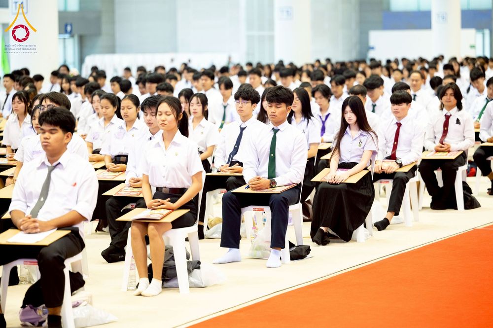 ภาพ No.273283:วันที่ 23 พฤศจิกายน พ.ศ. 2568 การสอบตอบปัญหาธรรมะ ทางก้าวหน้า "ระดับอุดมศึกษา" ณ ห้องแก้วสารพัดนึก 1 สภาธรรมกายสากล วัดพระธรรมกาย จ.ปทุมธานี