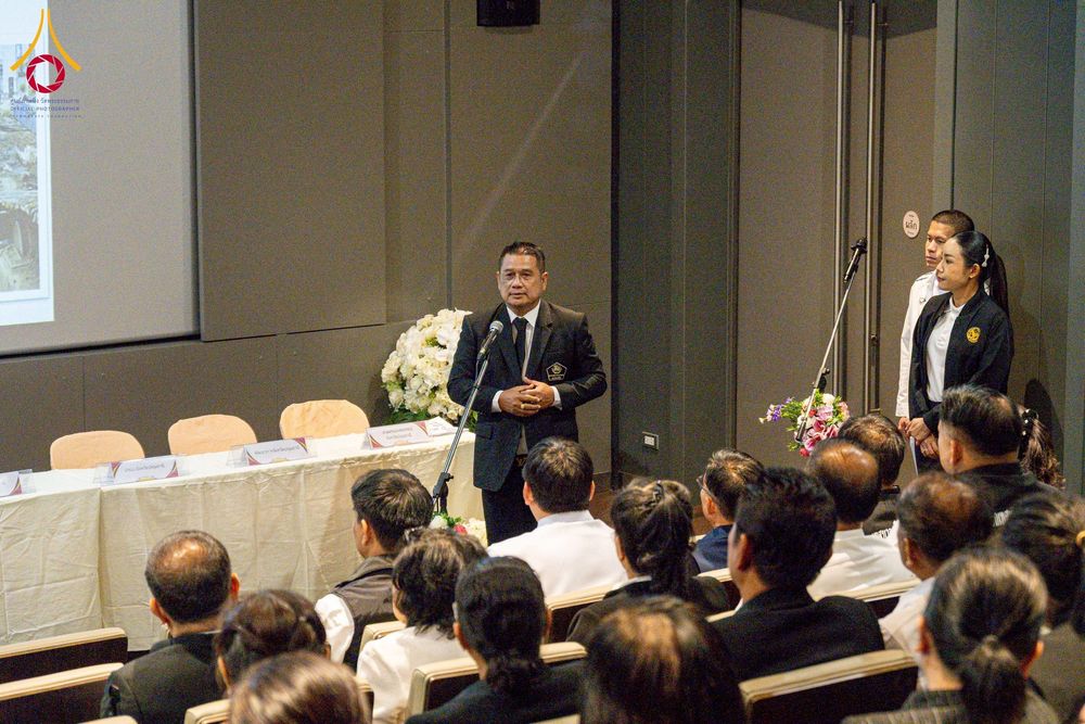 ภาพ No.271911:วันที่ 22 พฤศจิกายน พ.ศ. 2568 ผู้ว่าฯ ปทุมธานี ลงพื้นที่เยี่ยม “อำเภอคลองหลวง” พร้อมชมการเตรียมความพร้อมเทศกาลสวนดอกไม้ปทุมธานี “ทุ่งสวรรค์ ตะวันฉาย” ณ วัดพระธรรมกาย