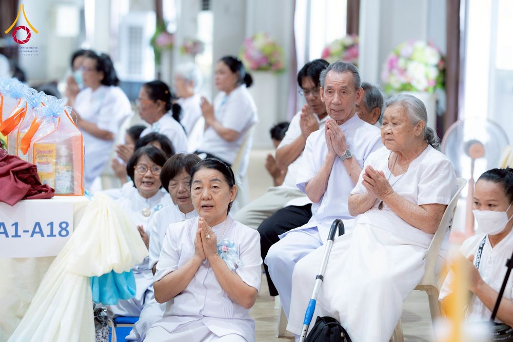 ภาพ No.238808:วันเสาร์ที่ 16 สิงหาคม พ.ศ. 2568 งานบุญประจำปี ครั้งที่ 20 พิธีทักษิณานุปทานแด่บรรพชน ตระกูลผ่องสวัสดิ์และหมู่ญาติที่ล่วงลับไปแล้ว ณ พระมหาเจดีย์ทัตตชีโว ศูนย์อบรมเยาวชนกาญจนบุรี