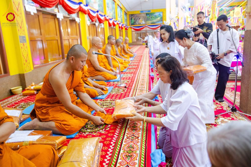 ภาพ No.169086:งานทอดกฐินสามัคคีวัดรังสีสุนทร กม.๕ โดย หน่วยบัญชาการต่อสู้อากาศยานและรักษาฝั่ง และโครงการกฐินสามัคคีทั่วไทย 30,000 วัด บูชาธรรม 80 ปี หลวงพ่อธัมมชโย โดย คณะศิษยานุศิษย์วัดพระธรรมกาย ณ วัดรังสีสุนทร กม.๕ จ. ชลบุรี วันที่ 23 ตุลาคม พ.ศ.2567