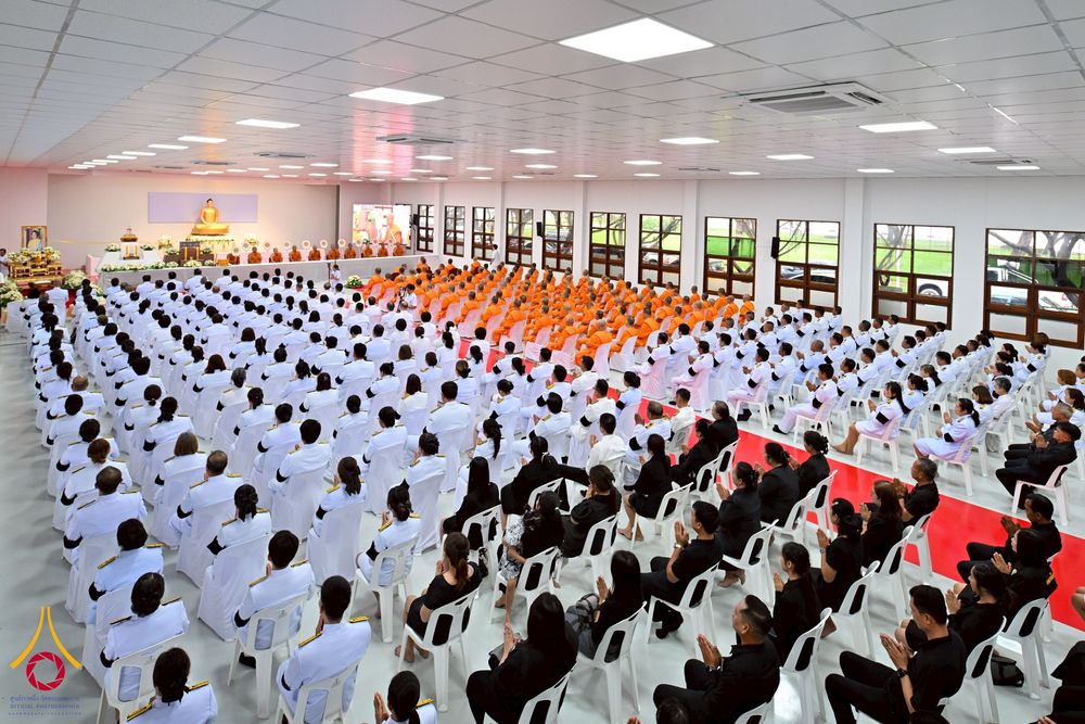 ภาพ No.262466:วันที่ 30 ตุลาคม พ.ศ. 2568 พสกนิกรอำเภอคลองหลวง จัดพิธีบำเพ็ญกุศลสัตตมวาร ถวายพระราชกุศลแด่สมเด็จพระพันปีหลวง ณ วัดพระธรรมกาย