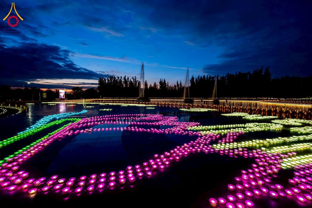 ภาพ No.266285:วันพุธที่ 5 พฤศจิกายน พ.ศ. 2568 (วันพระ ขึ้น 15 ค่ำ เดือน 12) พิธีลอยกระทงธรรม  ณ สระมหาเศรษฐีทะเลบุญ มหาวิหารพระมงคลเทพมุนี วัดพระธรรมกาย จ.ปทุมธานี