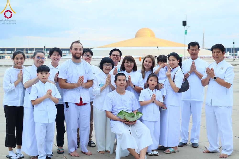 ภาพ No.99920:พิธีปลงผมธรรมทายาท โครงการอุปสมบทบูชาธรรมมหาปูชนียาจารย์ พ.ศ. 2566 ณ ลานธรรม มหาวิหารคด 8-9 ศูนย์อบรมวัดพระธรรมกาย วันอาทิตย์ที่ 3 ธันวาคม พ.ศ. 2566
