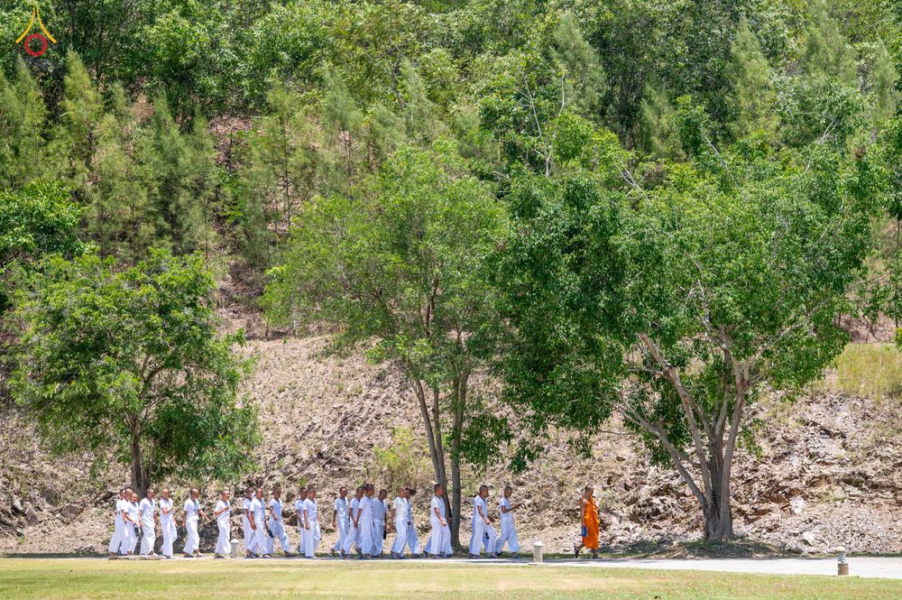 ภาพ No.340568:วันที่ 24-25 กรกฎาคม พ.ศ. 2569 โครงการพัฒนาคุณธรรม จริยธรรม สำหรับนักเรียนนายสิบตำรวจ (นสต.) รุ่นที่ 17 ศูนย์ฝึกอบรมตำรวจภูธรภาค 1 ได้จัดกิจกรรม WalkRally สวดมนต์นั่งสมาธิ และฟังธรรมจากพระอาจารย์ ณ ศูนย์ปฏิบัติธรรมเวิล์ดพีช วัลเล่ย์ (World Peace Valley) 