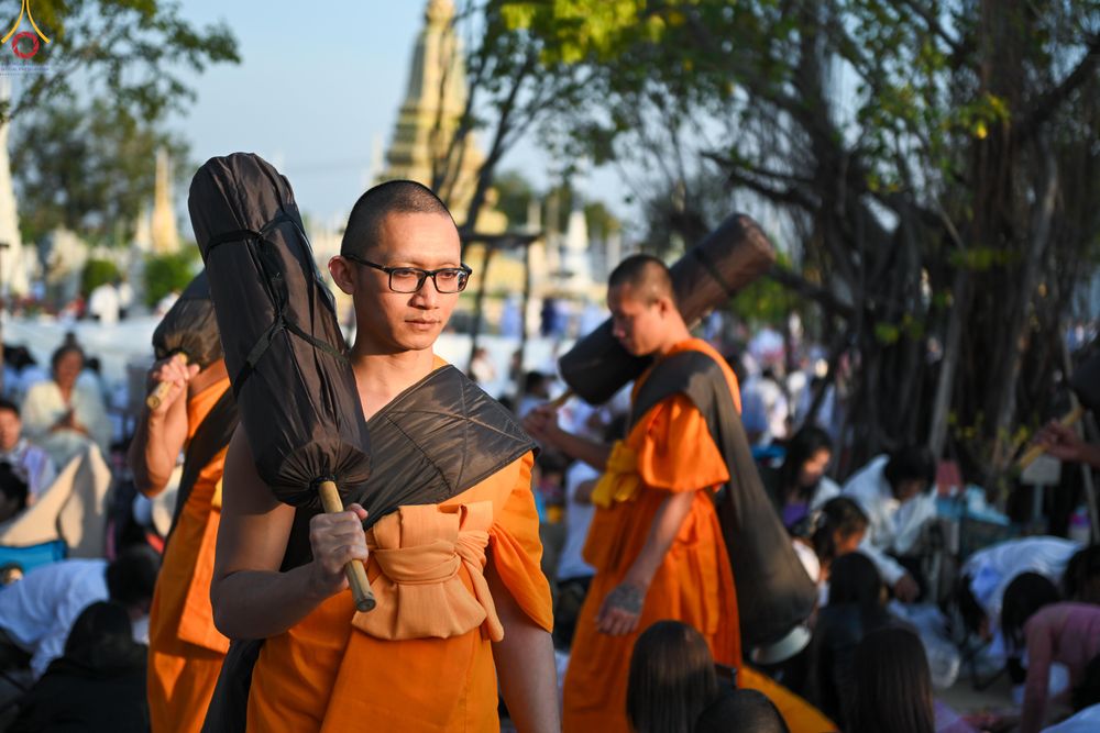 ภาพ No.293054:วันที่ 11 มกราคม พ.ศ. 2569 พิธีต้อนรับพระธรรมยาตรา ณ อนุสรณ์สถานลำดับที่ 3 (ภาพชุดที่ 2) สถานที่เกิดในเพศสมณะ วัดสองพี่น้อง อำเภอสองพี่น้อง จังหวัดสุพรรณบุรี ในโครงการธรรมยาตรา กตัญญูบูชา มหาปูชนียาจารย์ พระมงคลเทพมุนี(สด จนฺทสโร) พระผู้ปราบมาร อนุสรณ์สถ