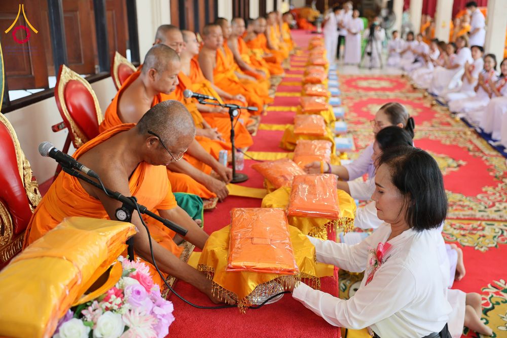 ภาพ No.296544:วันที่ 16 มกราคม พ.ศ. 2569 พิธีทอดผ้าป่าทำนุบำรุงศาสนสถาน ณ วัดสิงห์ ต.บางคูเวียง อ.บางกรวย จ.นนทบุรี อนุสรณ์สถานลำดับที่ 4 สถานที่เกิดด้วยกายธรรม ในโครงการธรรมยาตรา กตัญญูบูชา มหาปูชนียาจารย์ พระมงคลเทพมุนี(สด จนฺทสโร) พระผู้ปราบมาร อนุสรณ์สถาน 7 แห่ง ป