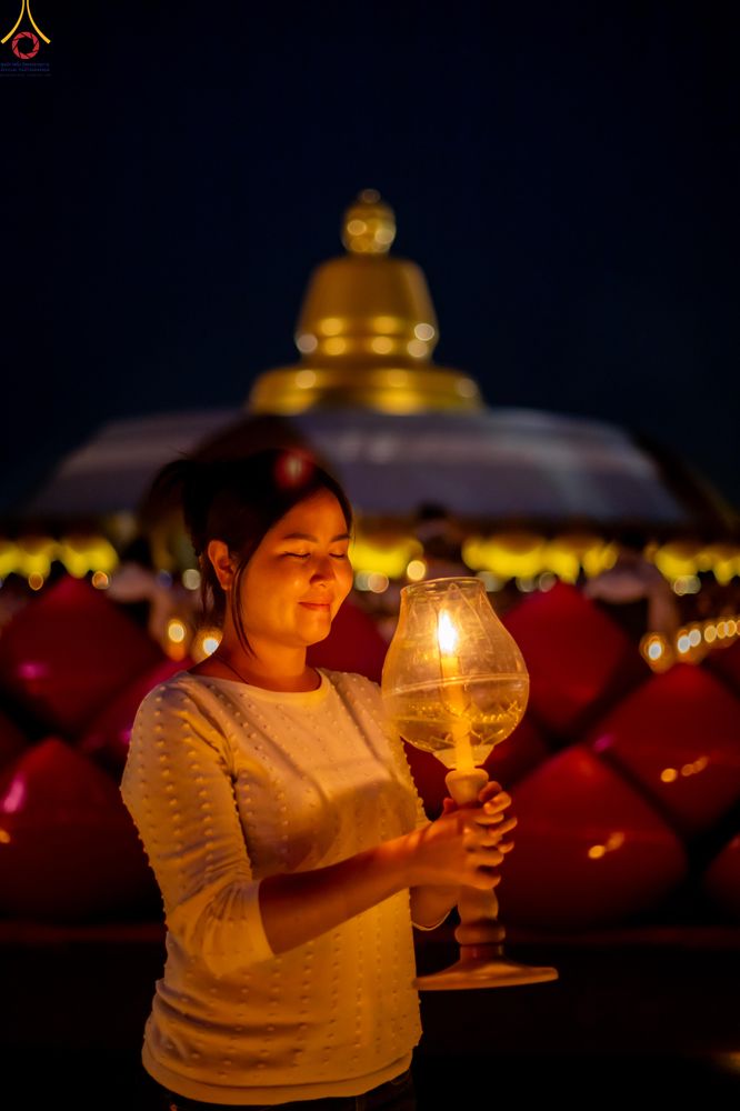 ภาพ No.302332:วันที่ 23 มกราคม พ.ศ. 2569 พิธีจุดประทีปธรรมถวายเป็นพุทธบูชา (ภาพชุดที่ 2) และบูชาธรรมมหาปูชนียาจารย์  ณ อนุสรณ์สถานลำดับที่ 5 สถานที่เผยแผ่วิชชาธรรมกายครั้งแรก อนุสรณ์สถานบางปลา วัดบางปลา อำเภอบางเลน จังหวัดนครปฐม ในโครงการธรรมยาตรา กตัญญูบูชา มหาปูชนีย