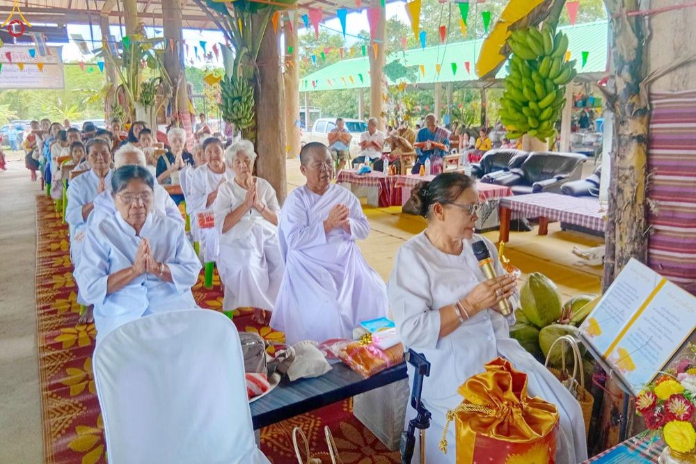 ภาพ No.281981:วันที่ 2 พฤศจิกายน พ.ศ. 2568  พิธีทอดกฐินสามัคคีทั่วไทย 30,000 วัด  โดยคณะศิษยานุศิษย์ บูชาธรรม 81 ปี  หลวงพ่อธัมมชโย ณ วัดสวนธรรมวังเกาะแก้ว อ.โนนดินแดง จ. บุรีรัมย์