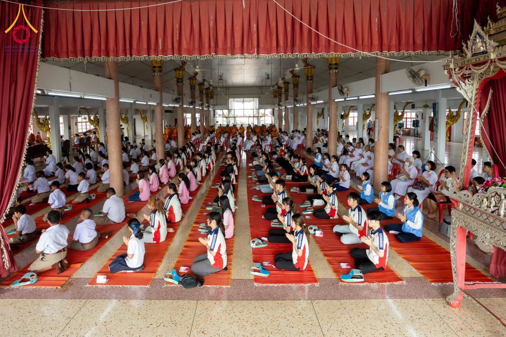 ภาพ No.300362:วันที่ 22 มกราคม พ.ศ. 2569 พิธีทอดผ้าป่าทำนุบำรุงศาสนสถาน ณ วัดรางกำหยาด ต.บางภาษี อ.บางเลน จ.นครปฐม ในโครงการธรรมยาตรา กตัญญูบูชา มหาปูชนียาจารย์ พระมงคลเทพมุนี(สด จนฺทสโร) พระผู้ปราบมาร อนุสรณ์สถาน 7 แห่ง ปีที่ 14