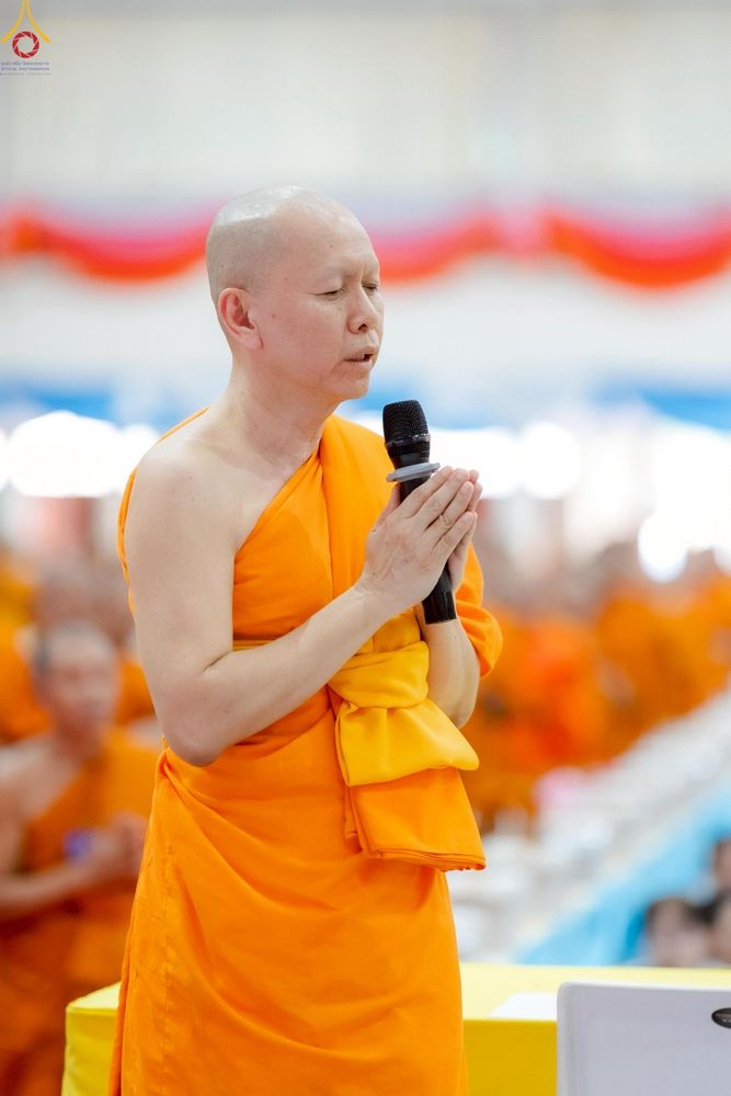 ภาพ No.233529:วันจันทร์ที่ 7 กรกฎาคม พ.ศ. 2568 จังหวัดบุรีรัมย์รวมใจ สัมมนาคณะสงฆ์ เพื่อฟื้นฟูพระพุทธศาสนา  โครงการทอดกฐินสามัคคีทั่วไทย 30,000 วัด ประจำปีพุทธศักราช 2568 และพิธีถวายมหาสังฆทาน 300 กว่าวัด โดยคณะศิษยานุศิษย์ บูชาธรรม 81 ปี หลวงพ่อธัมมชโย  ณ วัดกลาง พระ