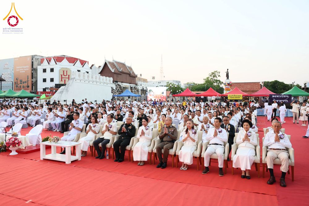 ภาพ No.312720:วันอาทิตย์ที่ 8 มีนาคม พ.ศ.2569 ทำบุญเมืองนครราชสีมา 558 ปี ตักบาตรพระ 10,000 รูป (ภาพชุดที่ 2)