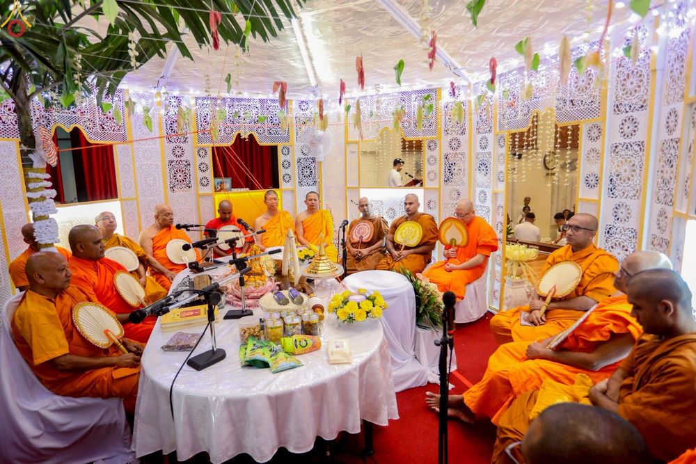 ภาพ No.245016:วันที่ 30-31 สิงหาคม พ.ศ. 2568 พิธีฉลองสมโภช พระบรมสารีริกธาตุ ณ วัดพระธรรมกายกัวลาลัมเปอร์ ประเทศมาเลเซีย เพื่ออัญเชิญไปประดิษฐาน ณ วัดพุทธมหาวิหาร ประเทศศรีลังกา