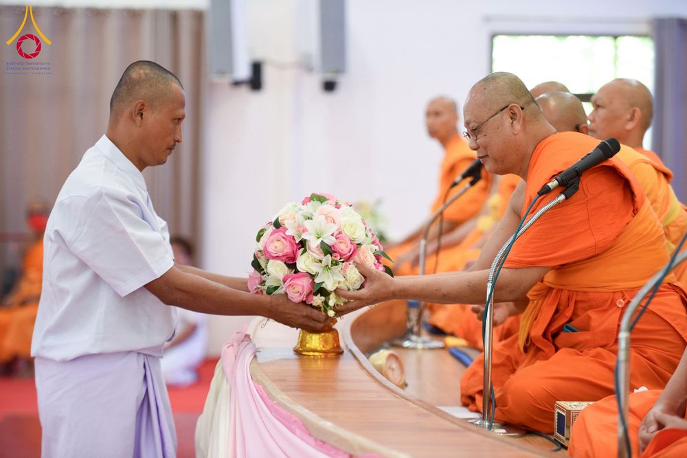 ภาพ No.278098:วันเสาร์ที่ 6 ธันวาคม พ.ศ. 2568 พิธีเวียนประทักษิณ ขอขมามอบผ้าไตร บรรพชาอุปสมบทหมู่ธรรมทายาท จำนวน 53 รูป โครงการอุปสมบทหมู่ รุ่นบูชาธรรมมหาปูชนียาจารย์ ประจำปี 2568 จังหวัดสระบุรี