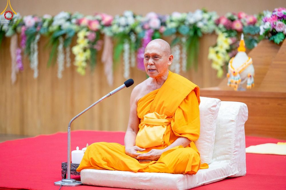 ภาพ No.217194:วันเสาร์ที่ 12 เมษายน พ.ศ. 2568 พิธีบรรพชา พิธีขอศีลและขอนิสสัย พิธีมอบบาตร ในโครงการอุปสมบทหมู่ บูชาธรรมหลวงพ่อธัมมชโย, โครงการธรรมทายาท ระดับอุดมศึกษา รุ่นที่ 52 ,  โครงการบวชพระนานาชาติ AEC & WAB CEO รุ่นที่ 4 ณ วัดพระธรรมกาย