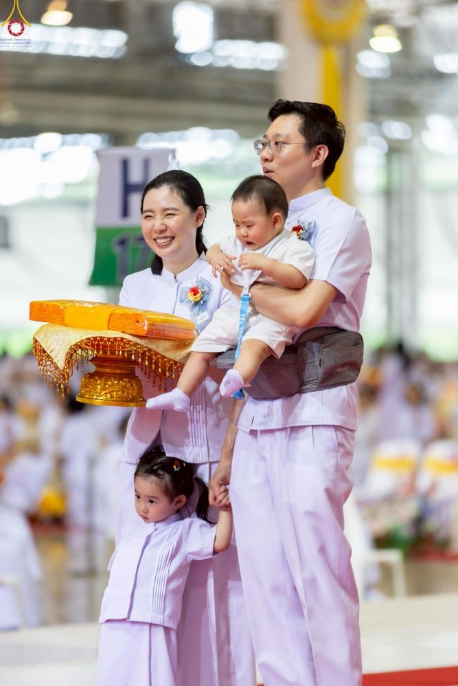 ภาพ No.243929:วันอาทิตย์ที่ 7 กันยายน พ.ศ. 2568 พิธีทอดผ้าป่าสมทบกฐินวัดพระธรรมกาย และสมทบกฐิน 30,000 วัดทั่วไทย ครั้งที่ 2 ณ ห้องแก้วสารพัดนึก 1 วัดพระธรรมกาย