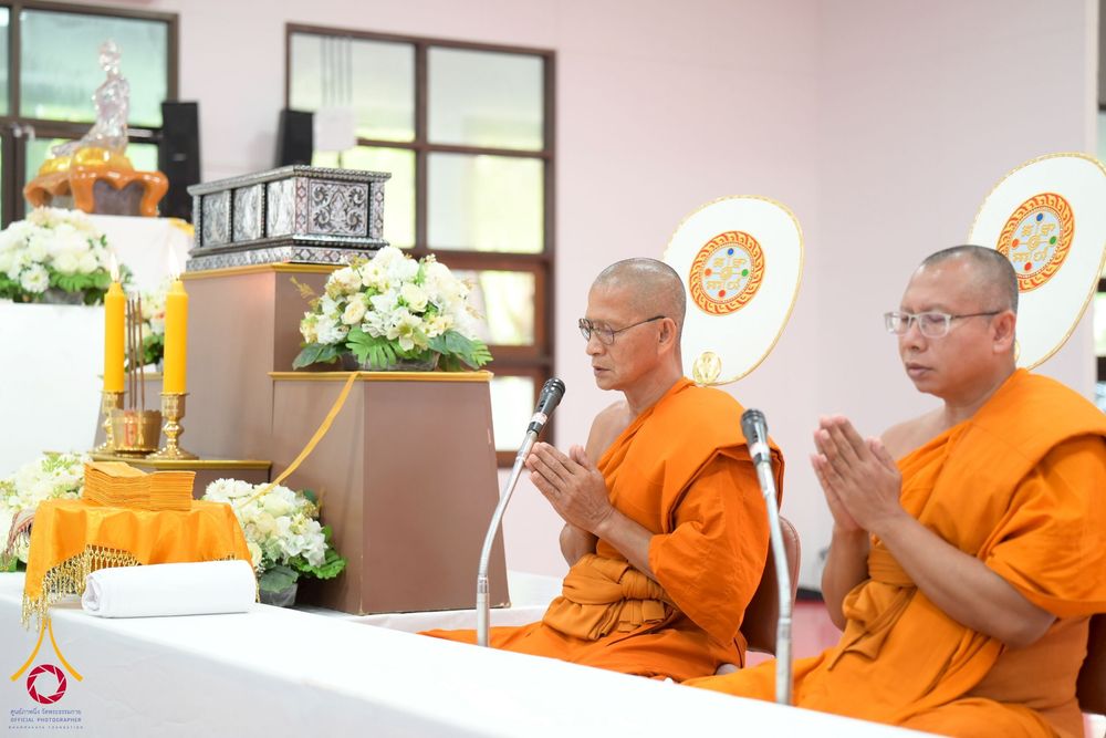 ภาพ No.262482:วันที่ 30 ตุลาคม พ.ศ. 2568 พสกนิกรอำเภอคลองหลวง จัดพิธีบำเพ็ญกุศลสัตตมวาร ถวายพระราชกุศลแด่สมเด็จพระพันปีหลวง ณ วัดพระธรรมกาย