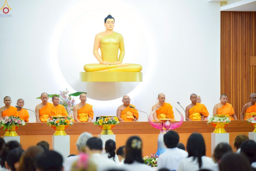 ภาพ No.249949:วันอังคารที่ 30 กันยายน พ.ศ. 2568 พิธีตอกเสามงคลต้นแรกอาคารเศรษฐีถาวร ที่พักผู้มาปฏิบัติธรรม ณ ศูนย์ปฏิบัติธรรมจันทบุรี