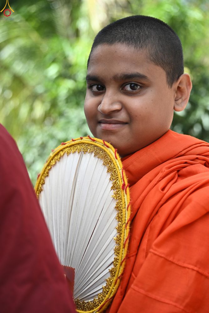 ภาพ No.278681:วันที่ 30 ตุลาคม พ.ศ.2568 กฐินสมทบต่างประเทศ โดยคณะศิษยานุศิษย์ บูชาธรรม 81 ปี หลวงพ่อธัมมชโย ณ วัดศรีสุดาสนะ รังกุต วิหาร ประเทศศรีลังกา