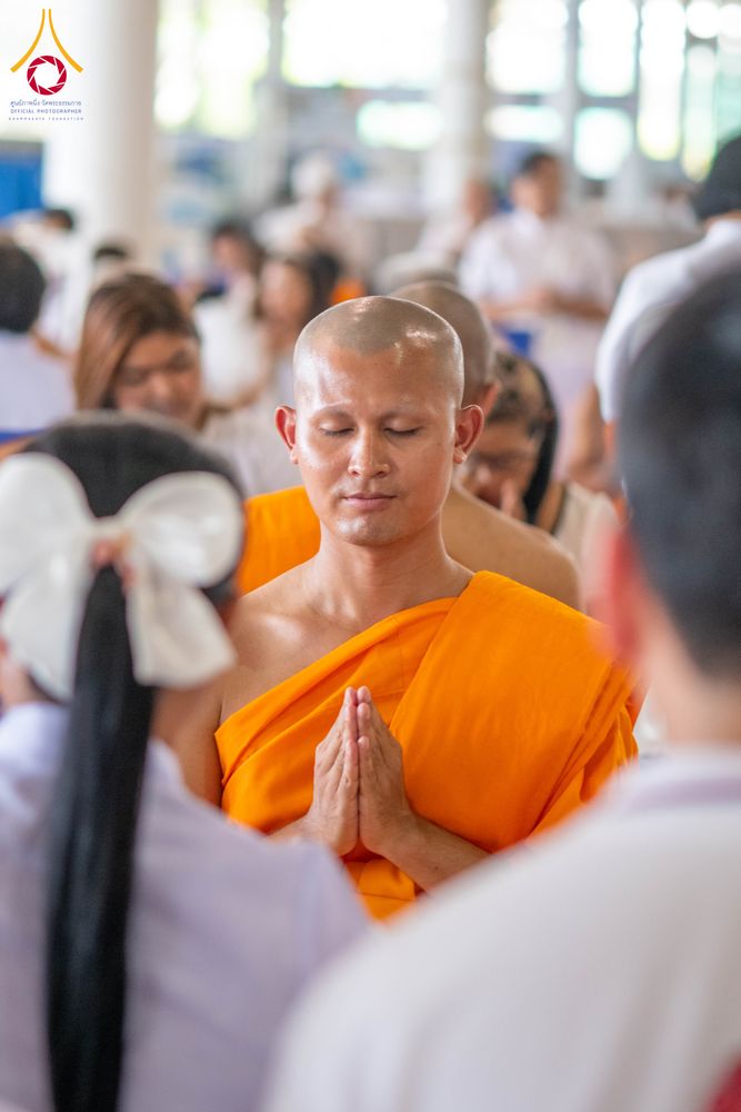 ภาพ No.321418:วันเสาร์ที่ 11 เมษายน พ.ศ.2569 พิธีขอบรรพชา พิธีขอสรณคมณ์และศีล, พิธีถวายบาตร พิธีอุปสมบท โครงการอุปสมบทหมู่ บูชาธรรมหลวงพ่อธัมมชโย พ.ศ.2569 โครงการอุปสมบทหมู่ธรรมทายาท ระดับอุดมศึกษา รุ่น 53 (ภาคฤดูร้อน) ณ วัดพระธรรมกาย ปทุมธานี