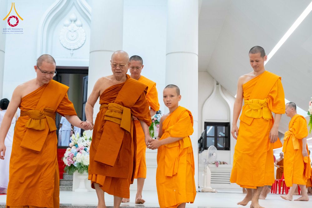 ภาพ No.309030:วันอาทิตย์ที่ 8 กุมภาพันธ์ พ.ศ. 2569  พิธีต้อนรับพระบัญชาสมเด็จพระสังฆราช แต่งตั้ง  “พระครูปลัดรัตนวีรวัฒน์” (รังสฤษดิ์ อิทฺธิจินฺตโก) เจ้าอาวาสวัดพระธรรมกาย ให้ดำรงตำแหน่ง “ที่ปรึกษาเจ้าคณะจังหวัดปทุมธานี”