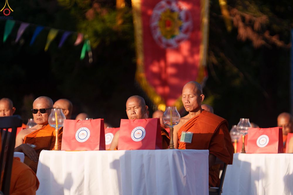 ภาพ No.332971:วันอาทิตย์ที่ 31 พฤษภาคม พ.ศ. 2569 วันวิสาขบูชา ณ วัดพระธรรมกายแคลิฟอร์เนีย  ประเทศสหรัฐอเมริกา