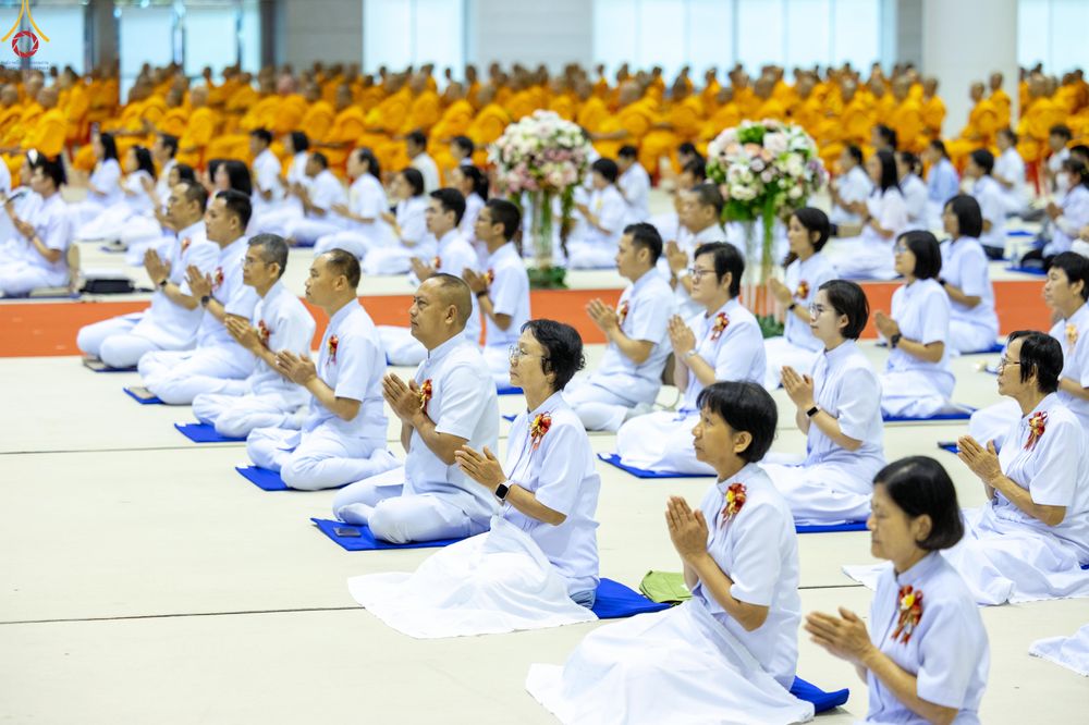 ภาพ No.339589:วันที่ 18 กรกฎาคม พ.ศ.2569 วันมหารำลึก ครั้งที่ 36 ณ ห้องแก้วสารพัดนึก 1 วัดพระธรรมกาย