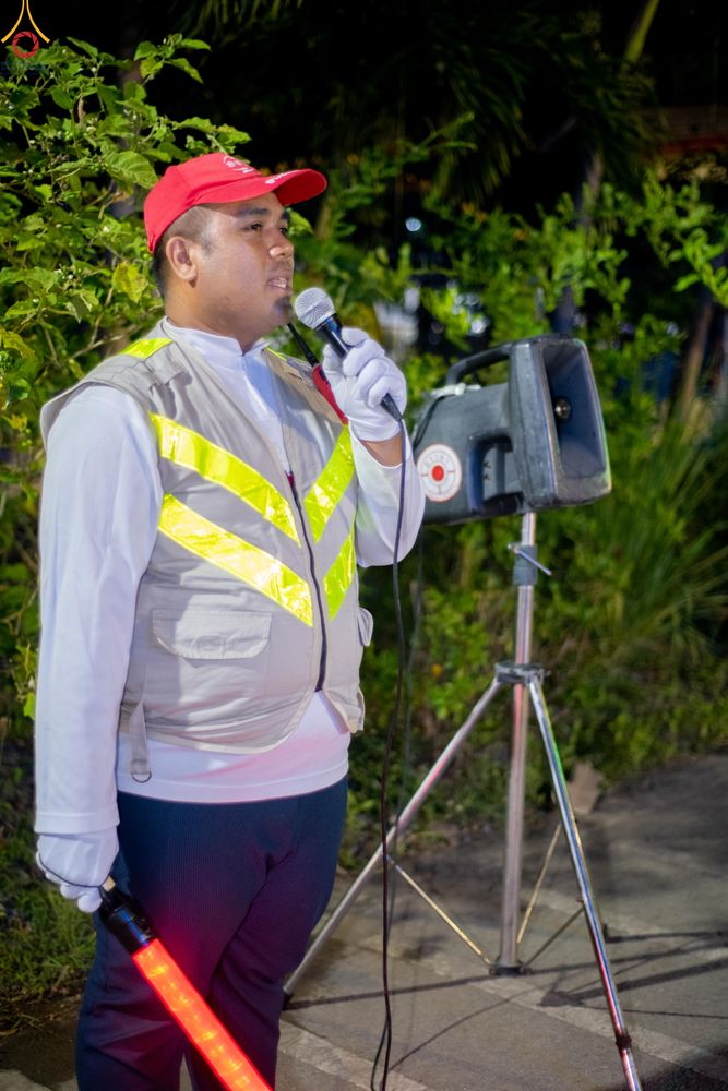 ภาพ No.301637:ภาพเบื้องหลังอาสาสมัครรวมใจ ชุดที่ 4 ในโครงการธรรมยาตรา กตัญญูบูชา มหาปูชนียาจารย์ พระมงคลเทพมุนี(สด จนฺทสโร) พระผู้ปราบมาร อนุสรณ์สถาน 7 แห่ง ปีที่ 14