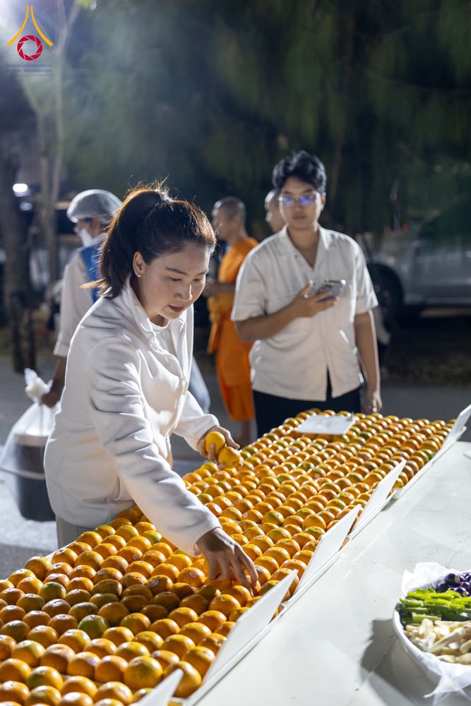 ภาพ No.289510:วันที่ 7 มกราคม พ.ศ. 2569 พิธีถวายภัตตาหารเป็นสังฆทาน แด่พระธรรมยาตรา ในโครงการธรรมยาตรา กตัญญูบูชา มหาปูชนียาจารย์ พระมงคลเทพมุนี(สด จนฺทสโร) พระผู้ปราบมาร อนุสรณ์สถาน 7 แห่ง ปีที่ 14 ณ อนุสรณ์สถานมหาวิหารพระมงคลเทพมุนี (โลตัสแลนด์) อ.สองพี่น้อง จ.สุพรร