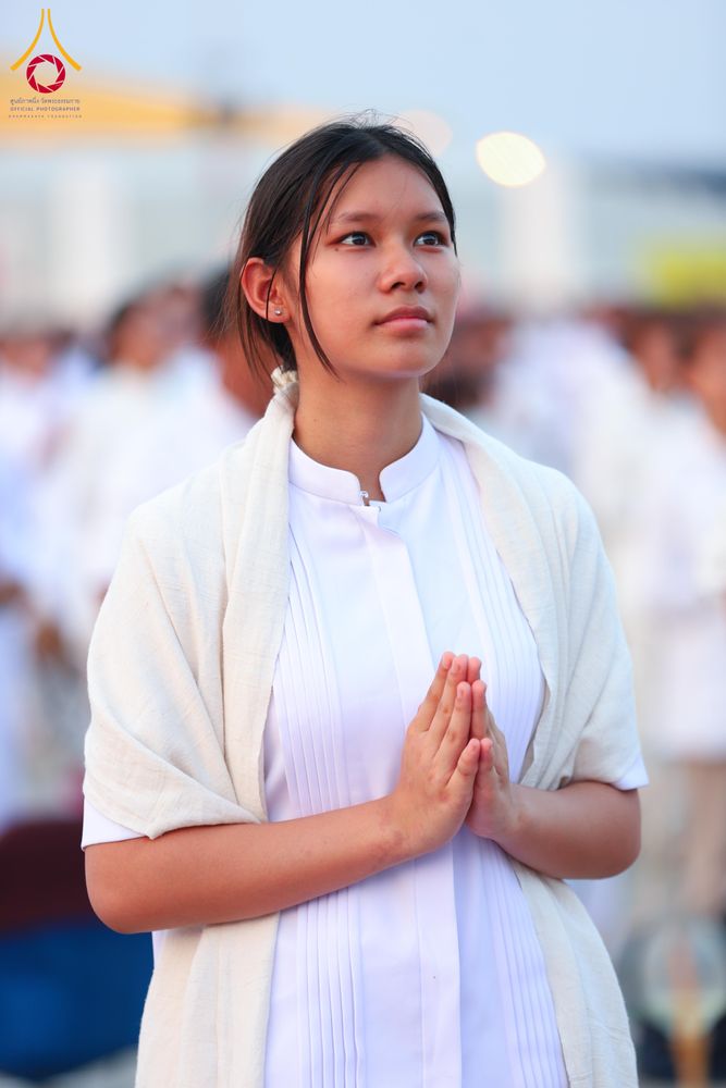 ภาพ No.307098:วันที่ 31 มกราคม พ.ศ. 2569  พิธีจุดประทีปธรรมถวายเป็นพุทธบูชา  และบูชาธรรมมหาปูชนียาจารย์ (ภาพชุดที่ 1) ณ วัดพระธรรมกาย ปทุมธานี ในโครงการธรรมยาตรา กตัญญูบูชา มหาปูชนียาจารย์ พระมงคลเทพมุนี(สด จนฺทสโร) พระผู้ปราบมาร อนุสรณ์สถาน 7 แห่ง ปีที่ 14