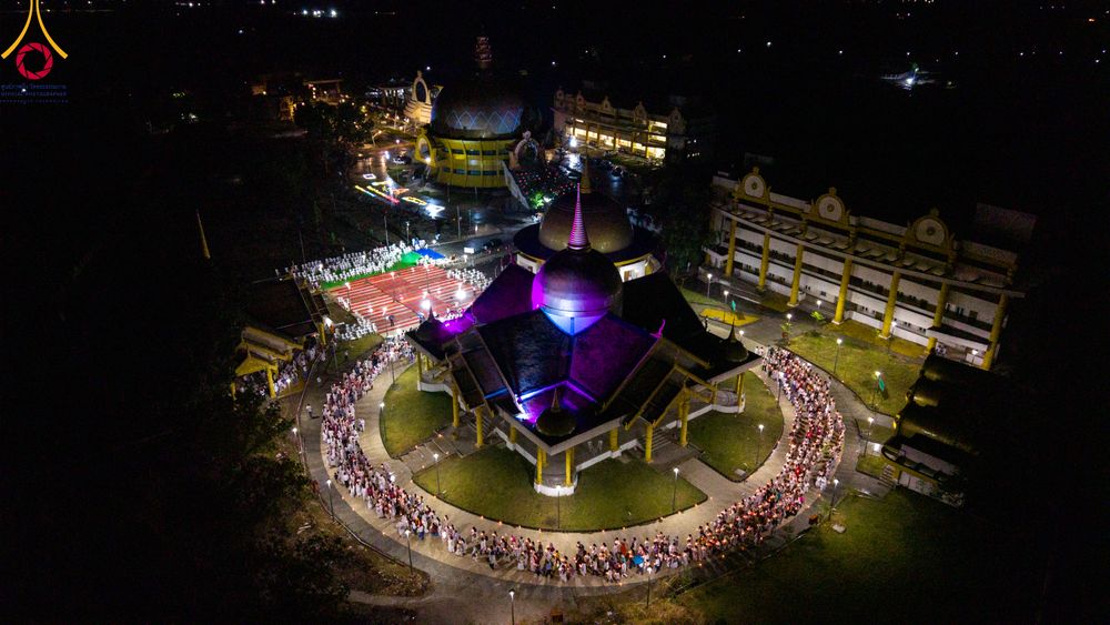 ภาพ No.331565:วันที่ 31 พฤษภาคม พ.ศ. 2569  สภาพุทธศาสนาแห่งอินเดีย (Indian Buddhist Council)  ร่วมกับมูลนิธรรมกาย จัดงานวิสาขบูชานานาชาติ  ณ วัดพุทธสันติวันธรรมชัย