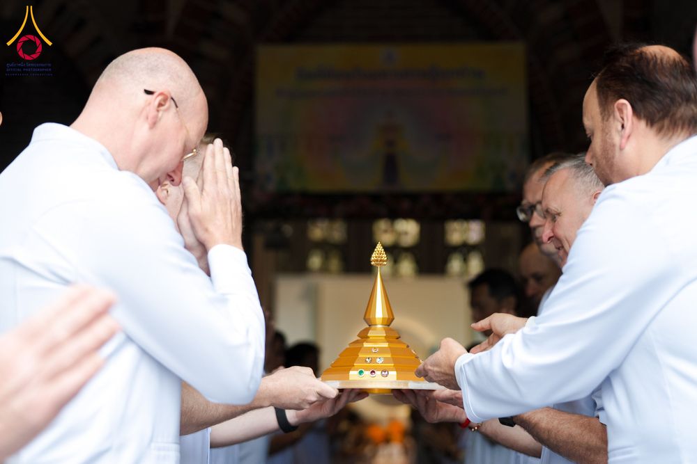 ภาพ No.329643:วันที่ 16 พฤษภาคม พ.ศ.2569 พิธีประดิษฐานพระประธาน และบรรจุพระบรมสารีริกธาตุ เนเธอร์เเลนด์